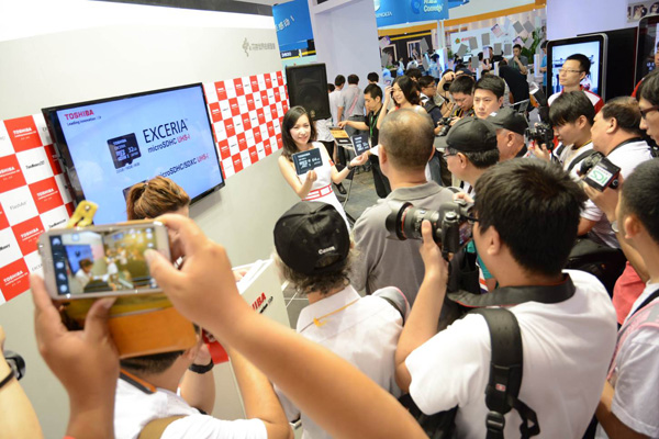 P&I（Photo & Imaging  Shanghai 2013）展覽會(huì)東芝展臺(tái)